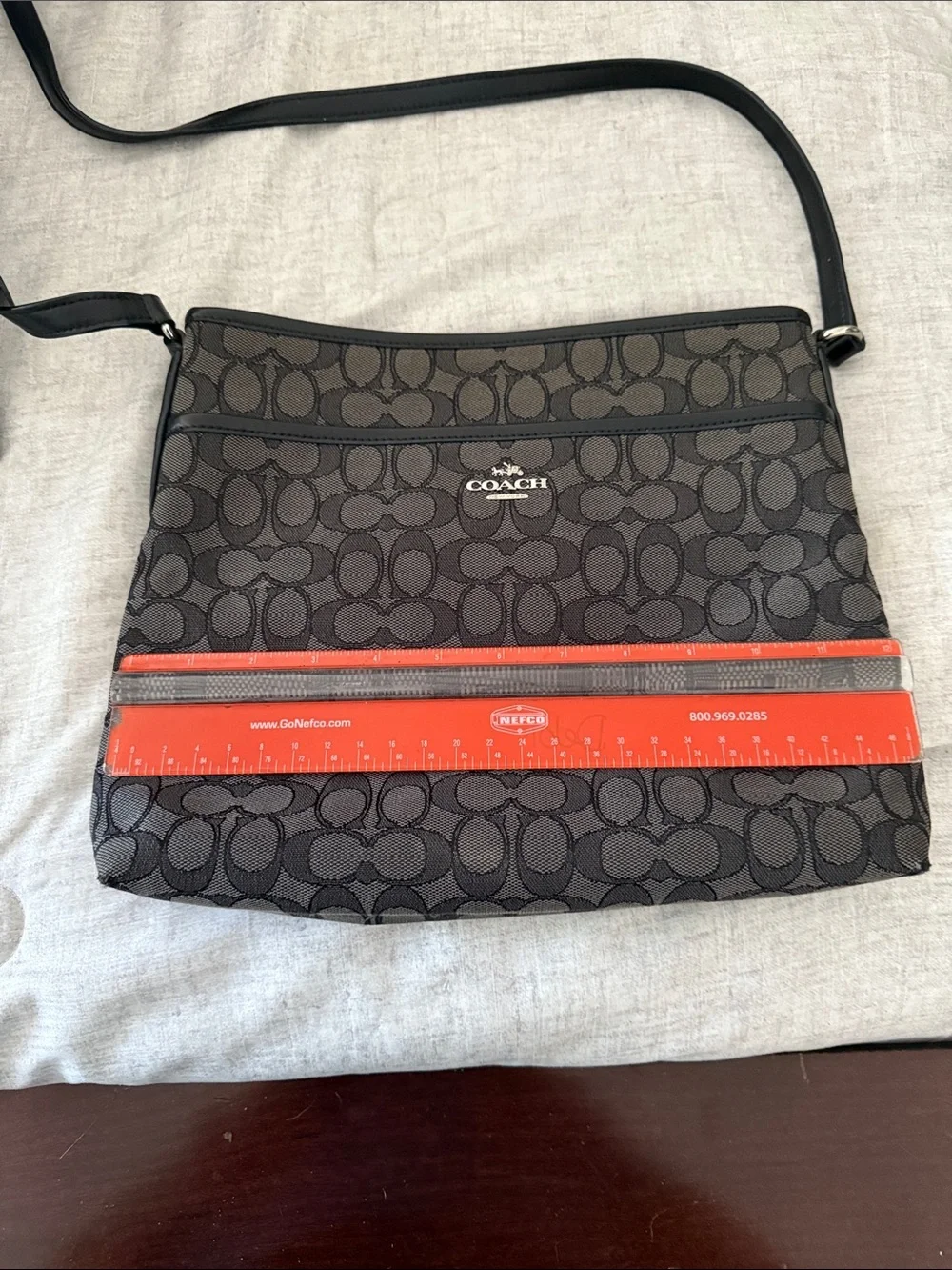 Coach classic messenger